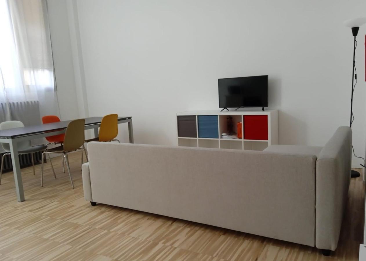 Open Space3 D'Apulia 11 Appartement Milaan Buitenkant foto