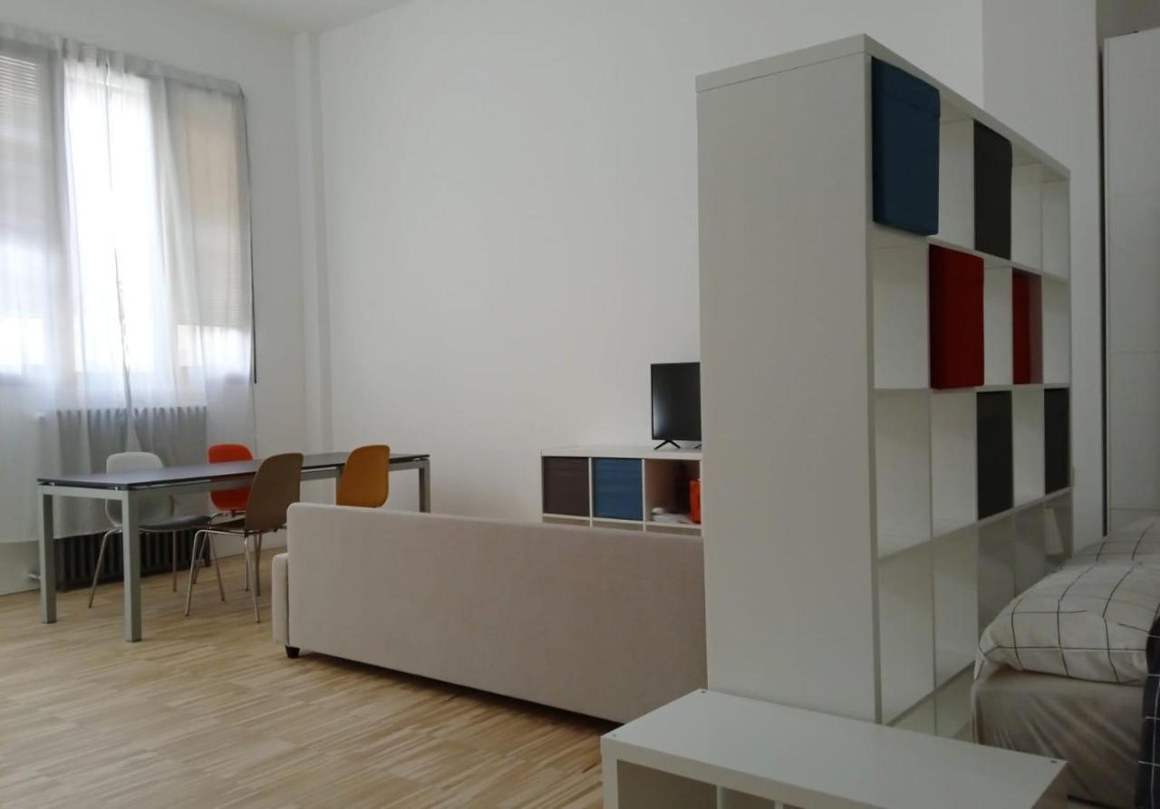 Open Space3 D'Apulia 11 Appartement Milaan Buitenkant foto